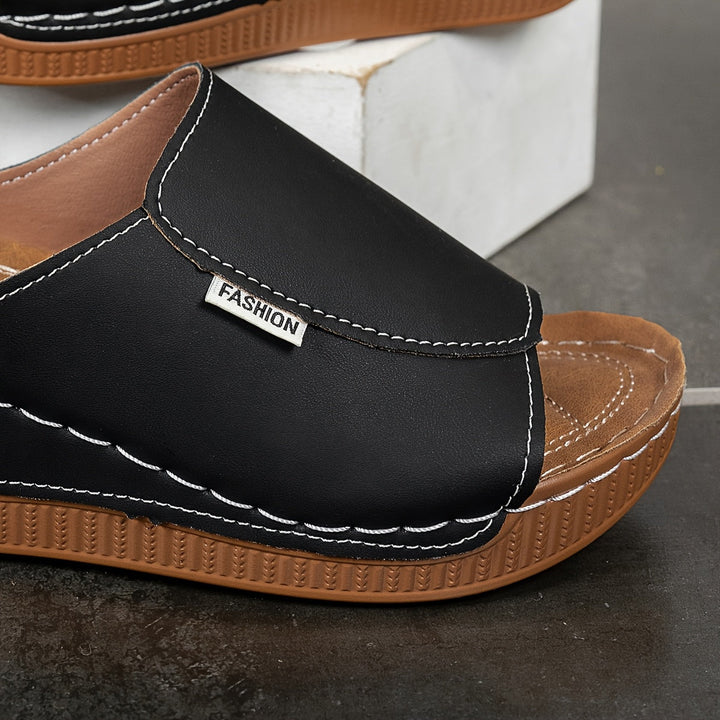 Isabelle | Comfort Wedge Mule