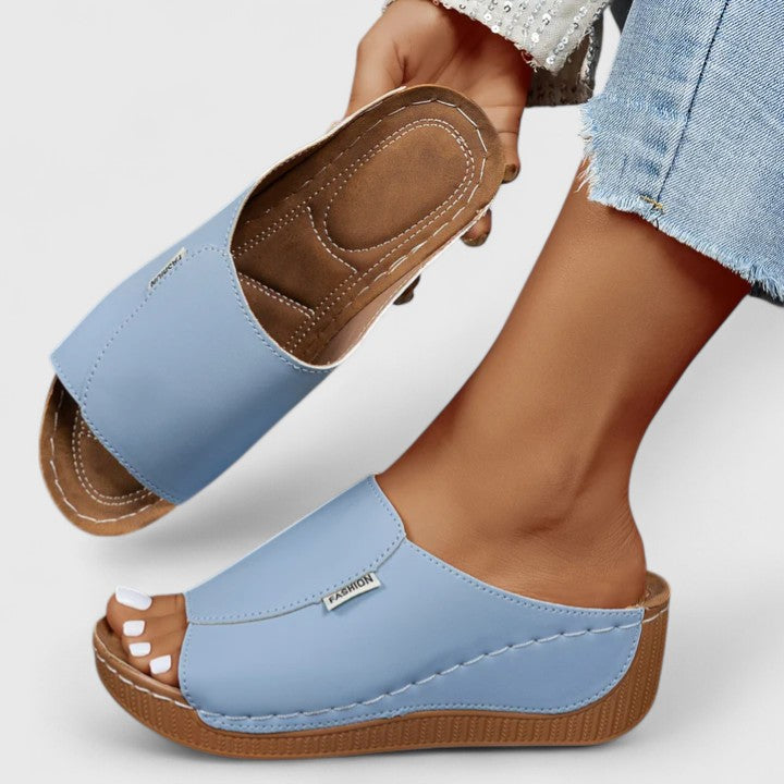CELESTRIA | ORTHOPAEDIC SANDALS