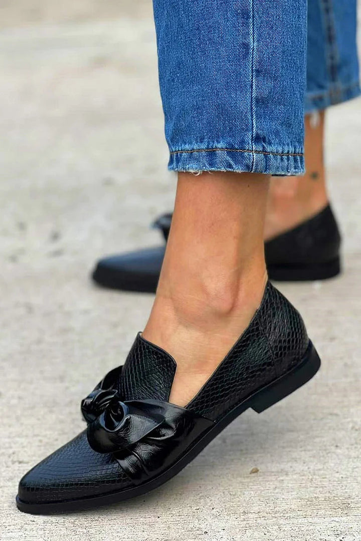 Chelsea - Elegant Slipper with Bow