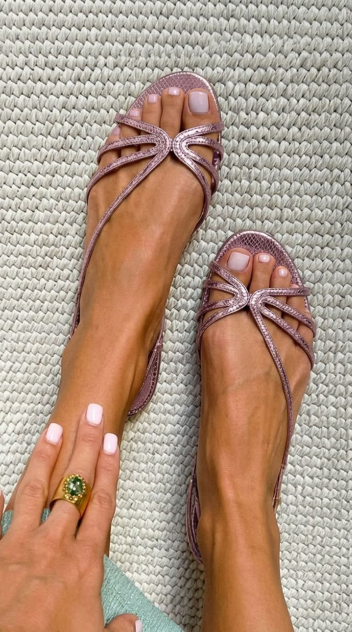 POSITANO | GOLDEN SANDALS SUMMER ELEGANCE