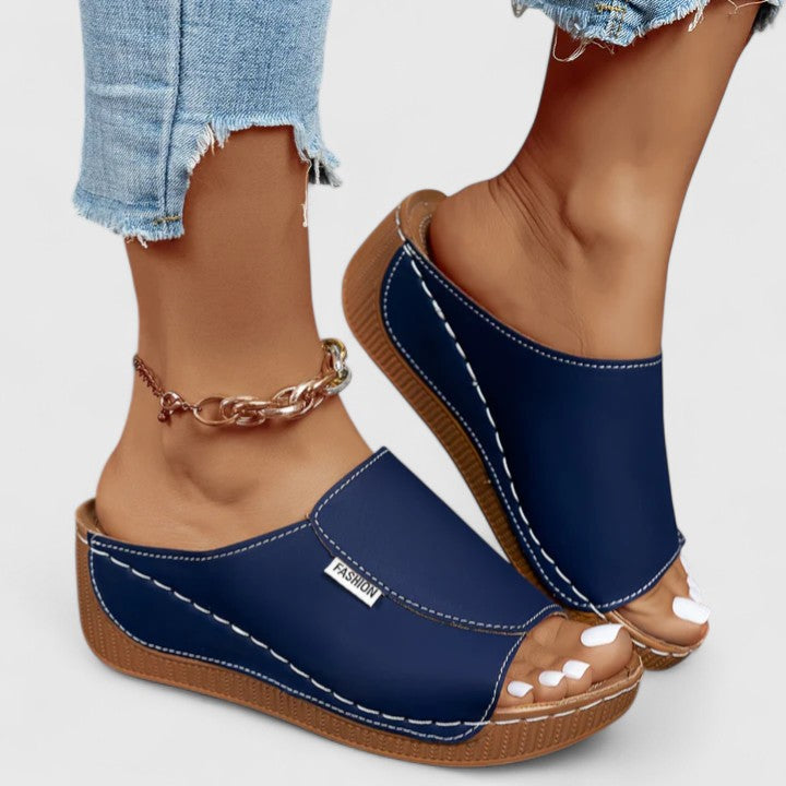 CELESTRIA | ORTHOPAEDIC SANDALS
