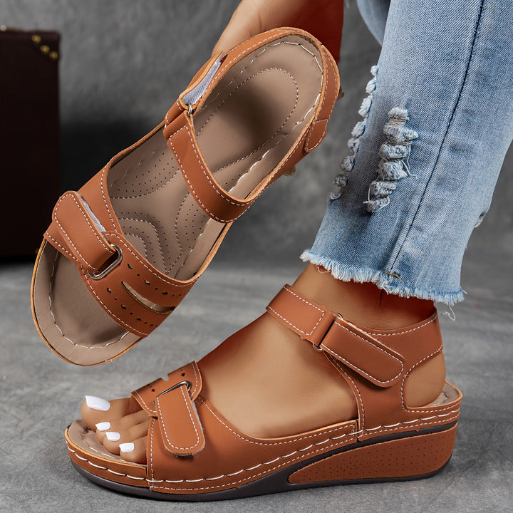 Célima | Ergonomic Comfort-Sole Sandals