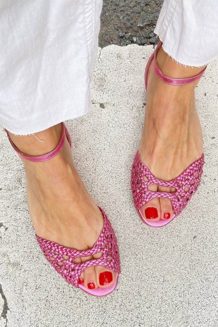 SANTORINI | GOLDEN WOVEN SANDALS