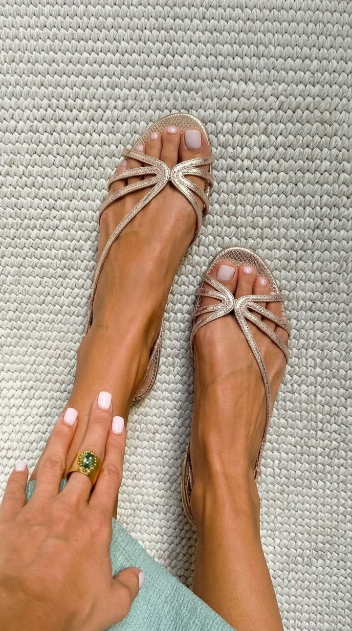 POSITANO | GOLDEN SANDALS SUMMER ELEGANCE