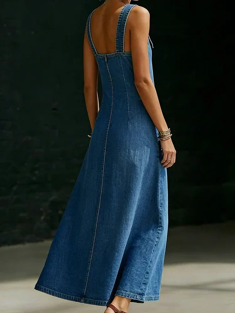 Vera | Long denim dress with buttons