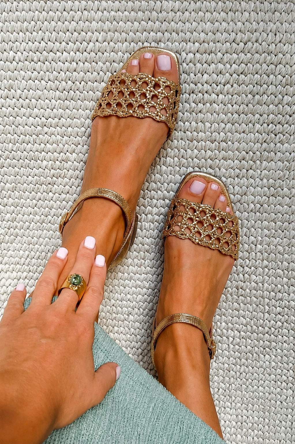 CANNES | GOLDEN SANDALS SUMMER GLOW