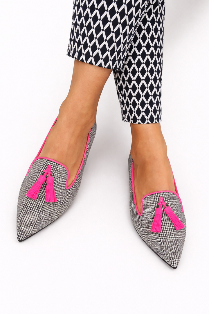 Betty - Stylish Slippers with Pointed Toe