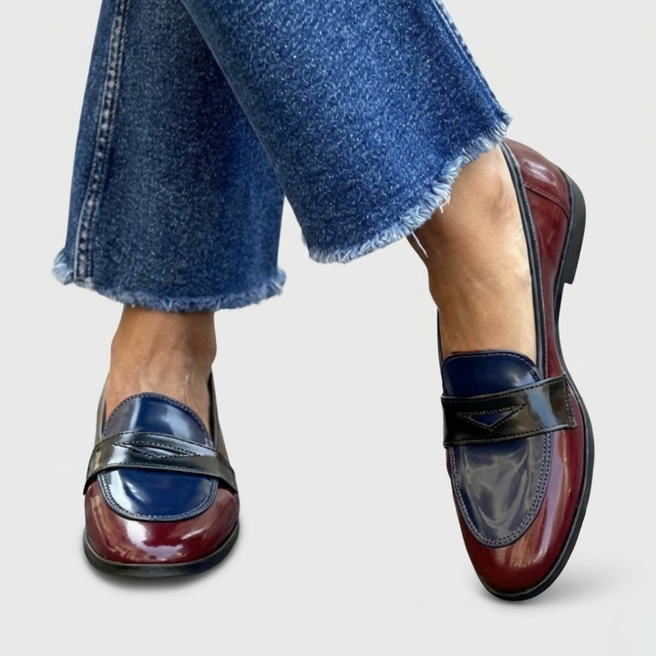 Trude | Contrasting Slippers