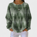 Isla | Green Jumper with Classic Christmas Tree Pattern