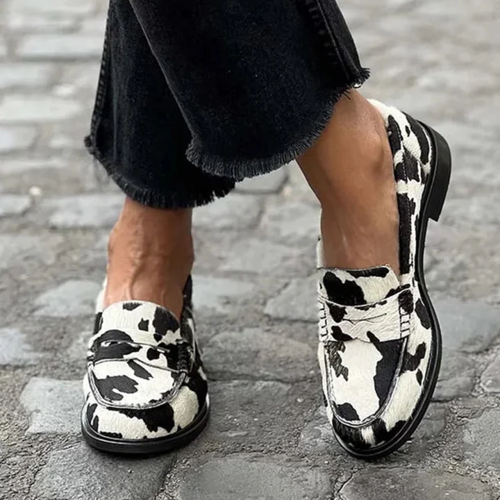 Claria - Stylish Printed Moccasins
