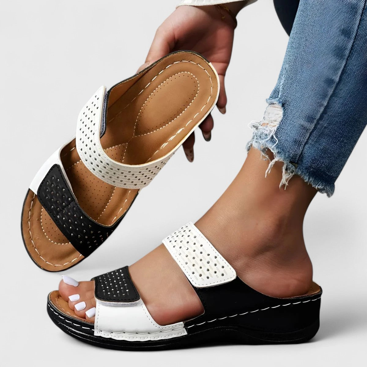 KARYSSA | ORTHOPAEDIC SANDALS