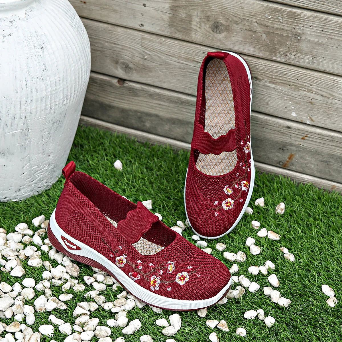 Fajon | Comfortable Floral Embroidered Trainers