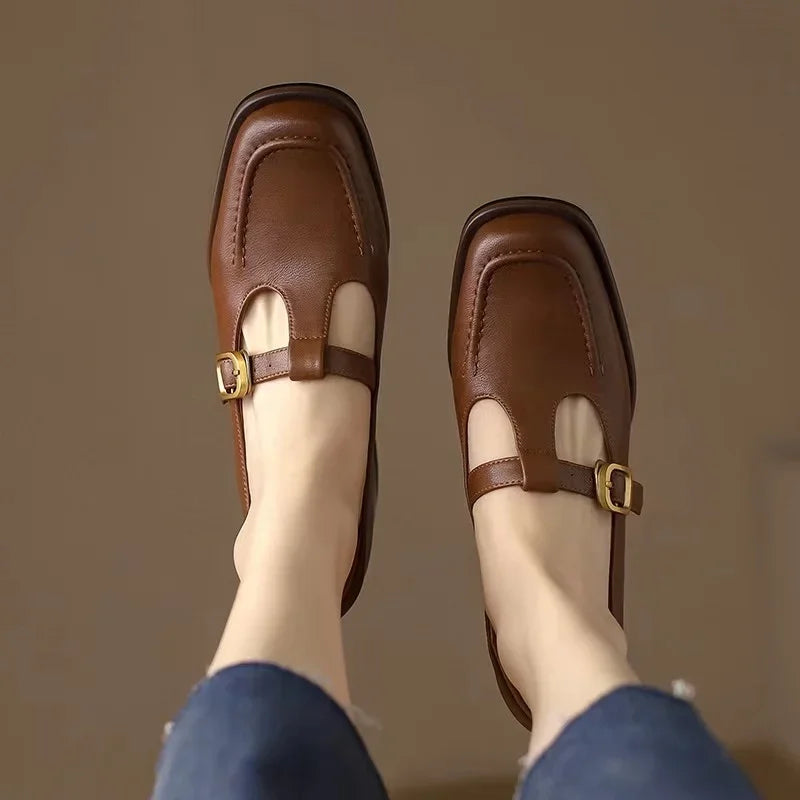 Loes | T-Bar Sandals