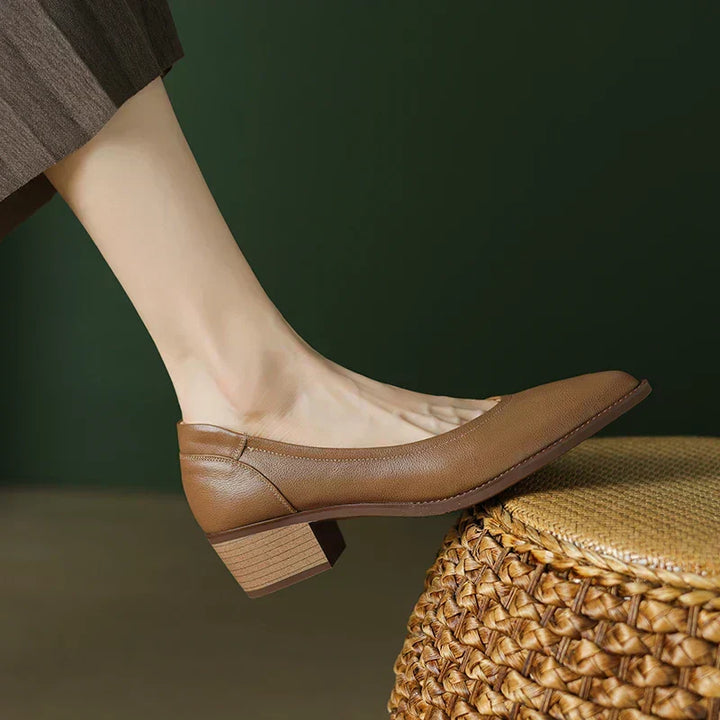 Loes | Mid-Heel Shoes