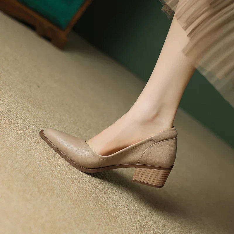 Loes | Mid-Heel Shoes