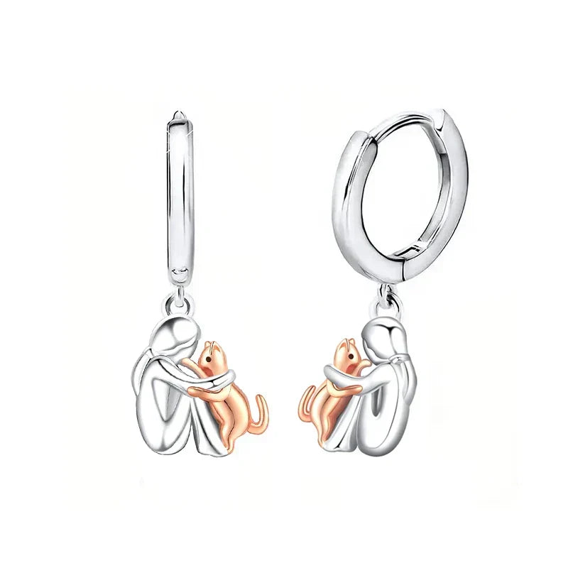 Marlow | Cat Embrace Earring (Round Closure)