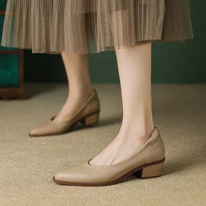 Loes | Mid-Heel Shoes