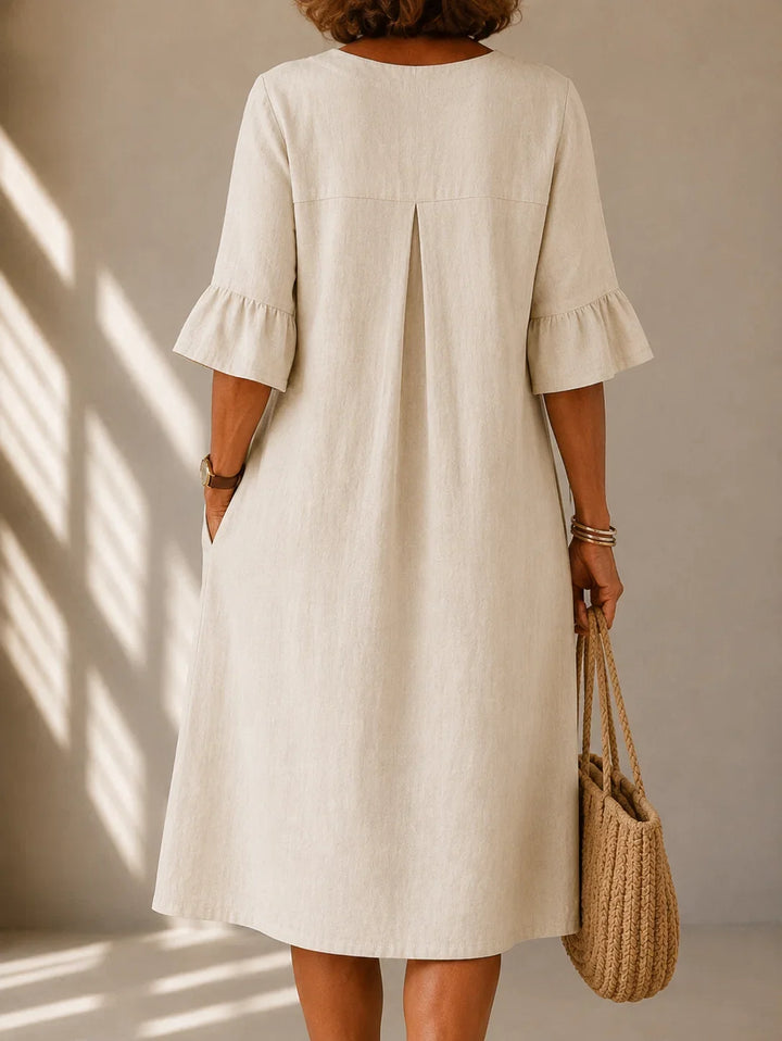 Buttoned Dress with Pleat Charlotte