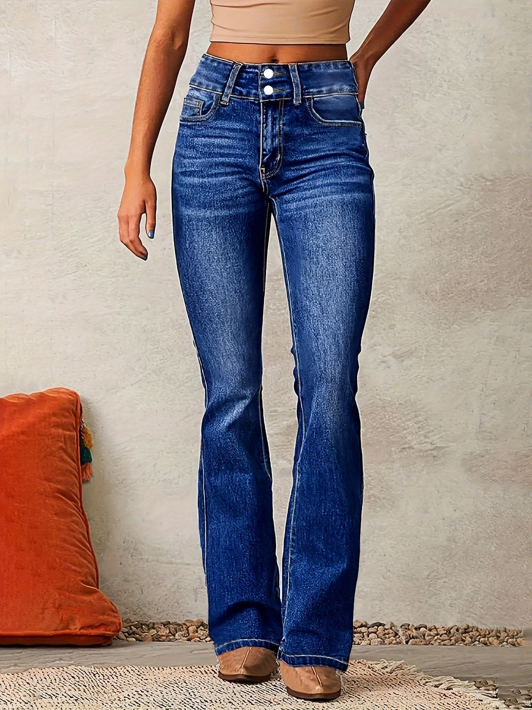 Ivyra | High-Waisted Flared Jeans