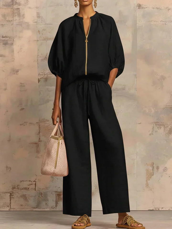 Henrietta | Two-Piece Outfit with Blouse and Loose Trousers
